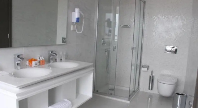 Suite varanda Montebelo Girassol Maputo Hotel