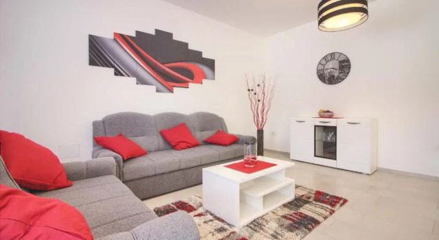 New villa Luna with private pool in Pula surrounded by greenery