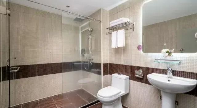 Люкс V8 Hotel Xi Cun Branch