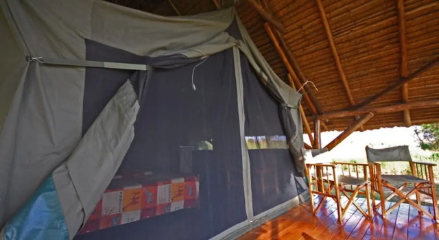 Тент Bwana Tembo Safari Lodge