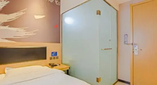 Номер Standard Country Plaza Motel