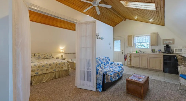 Люкс Deluxe Candlelight Inn