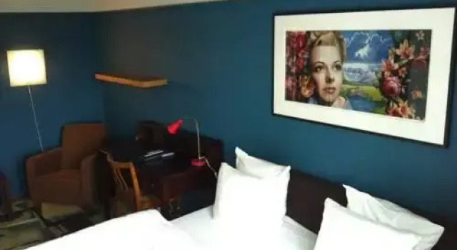 Hotel Rotterdam Zuidplein, Buchen Sie Hotel Rotterdam Südholland