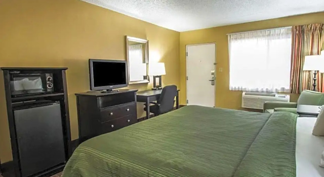 Двухместный люкс Quality Inn near Blue Spring