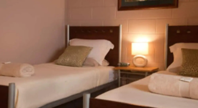 Двухместный номер Economy Dougies Backpackers Resort