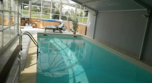 Villa Cassidony, Đặt Biệt thự Noailles 