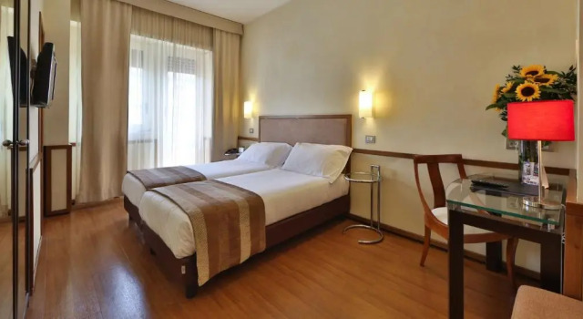 Четырёхместный номер Отель Best Western Hotel Piccadilly