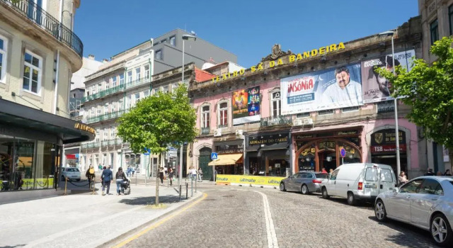 EXKLUSIVE Bandeira 1018 Apartments, Varaa Huoneisto Hotellit Porto pysäköinnillä, Pysäköinti