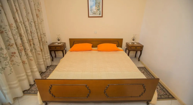 Apartments Lončar