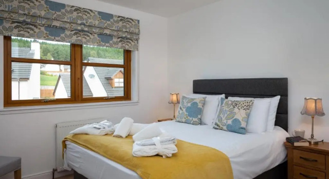 Коттедж Snowmass Lodge - hot tub in Aviemore