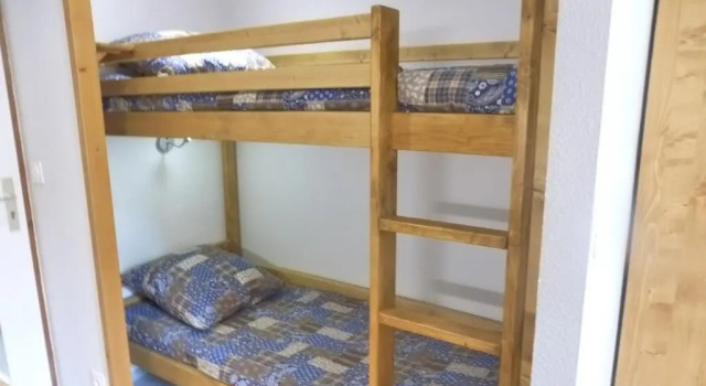 Appartement Brides-les-Bains, 1 pièce, 4 personnes - FR-1-512-51, Prenota Appartamento Hotel a Alvernia con parcheggio, Parcheggio