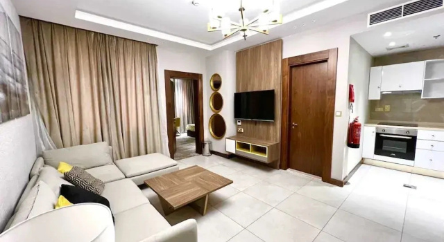 Luxus Suite mit Balkon und mit Stadtblick Abraj INN Royal 3