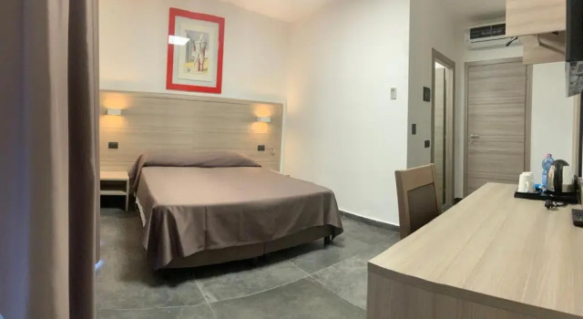 Standard Doppel Zimmer Tiby Hotel