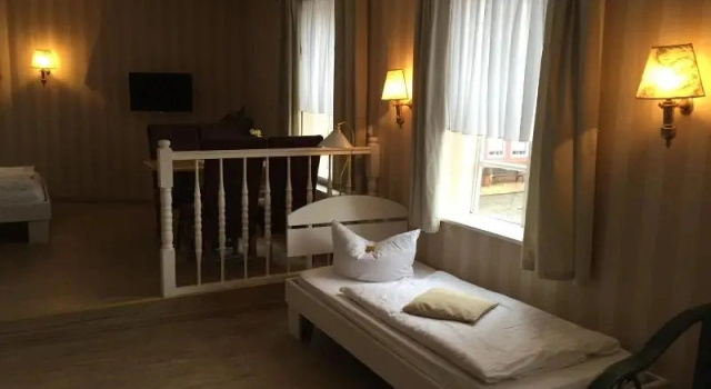 Zum Alten Schifferhaus, Забронировать Отель Отели Лауэнбург 3 звезды, 3*