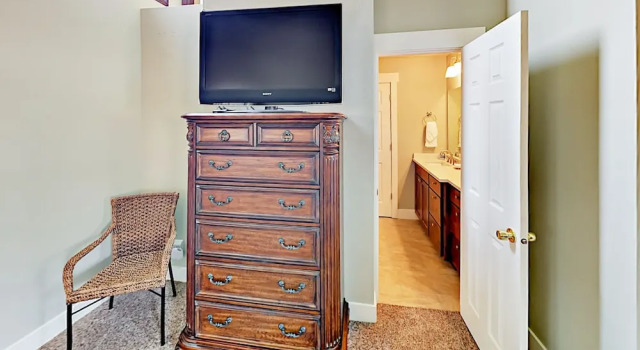 2148 Apache Trail Townhouse #11 5 Bedrooms 4 Bathrooms Townhouse, Забронировать Апартаменты/квартира Апартаменты Парк-Сити, рядом с Полет над каньонами, Апартаменты/квартира