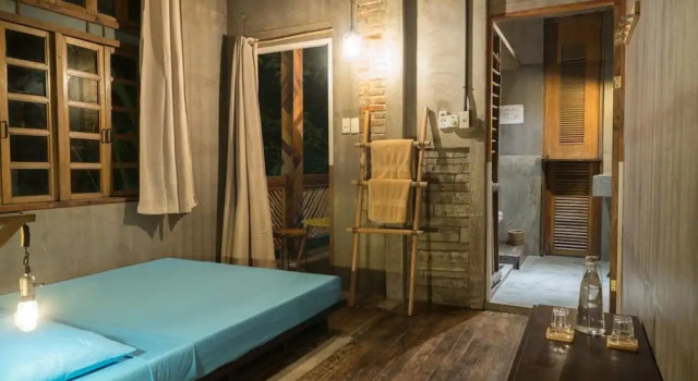 Двухместный номер Deluxe с видом на сад The Flying Fish Hostel