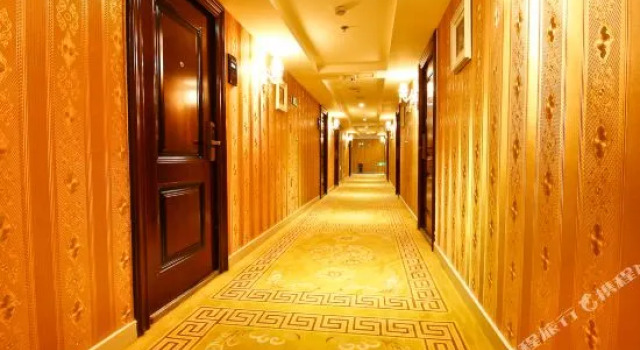 Milan Zhixuan Hotel (Daming Palace Wanda Plaza), Prenota Hotel Xi'an Shaanxi