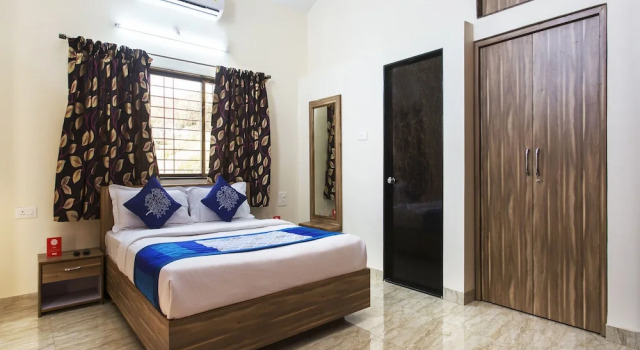 OYO 9566 Hotel JK Excellency
