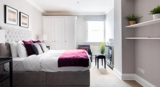 Large and Luxurious 2B 2B flat nr Paddington