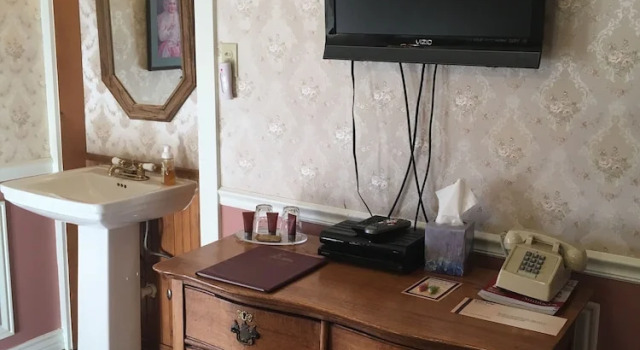 Номер Economy Frisco Lodge