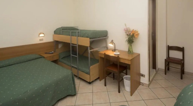 Четырёхместный номер Standard Bike & Family Hotel Derby