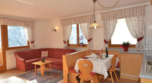 Villa Paröis, Prenota Villa Hotel a Veneto con parcheggio, Parcheggio