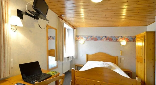 Logis Hôtel Les Bruyères, Boek Hotel Hotels in Franche-Comte met ontbijt, Ontbijt