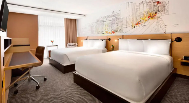 Четырёхместный номер Standard Hotel PUR, Quebec, a Tribute Portfolio Hotel