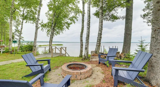 Коттедж < 2 Mi to Brimley State Park: Lake Superior Home