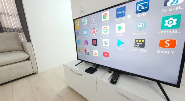 Апартаменты Miku Apartment -Charming Studio at Myslym Shyri