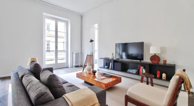Апартаменты Modern Apt 3bdr/3bath - Louvre Museum/Tuileries