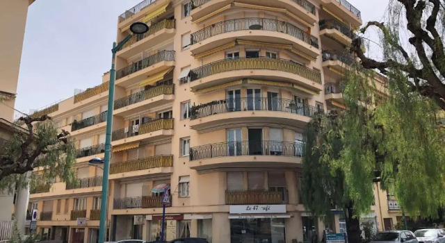 Appartement Menton, 2 pièces, 4 personnes - FR-1-196-305, Забронировать Апартаменты/квартира Отели в центре Ментон, в центре