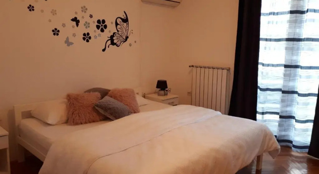 Студия Apartments Sara