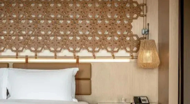 Двухместный номер Superior с балконом и с видом на реку Chengdu Expo Waterfall Hotel - MGallery Collection