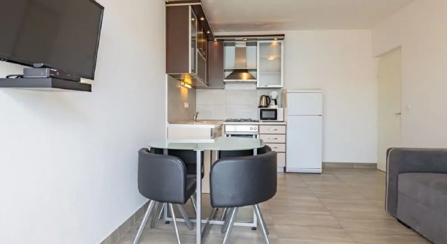 Petar - Great Location Close to the sea - A1 Donji