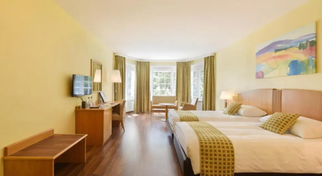 Семейный номер Standard с видом на озеро Hotel du Léman - Jongny