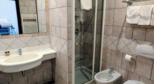 Четырёхместный семейный номер Standard Цокольный этаж Yachting Hotel Mistral