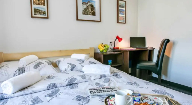Deluxe Doppel Zimmer mit Balkon Hostel Moving