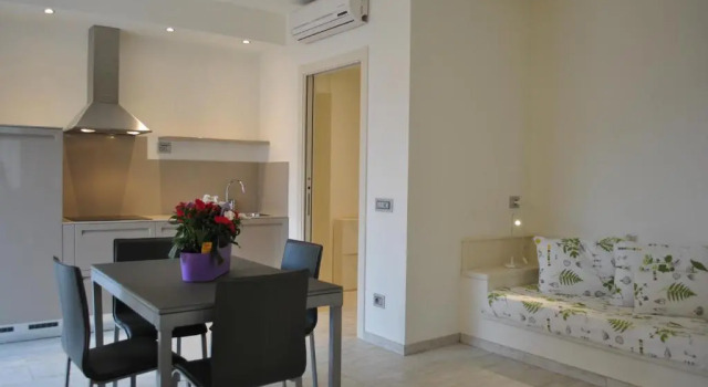 Апартаменты Deluxe Hotel Residence Baiadelsole