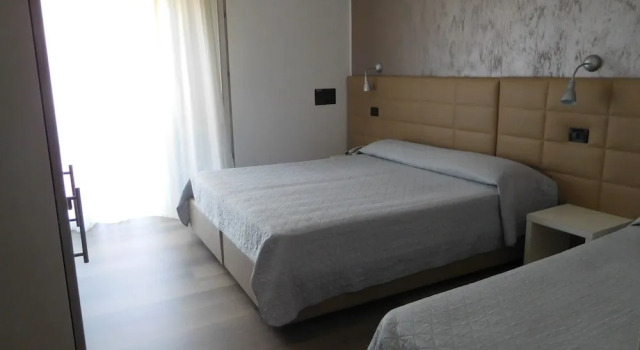 Номер Comfort Hotel Emperador