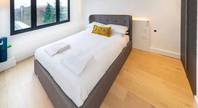 Modern Duplex in Ealing Common, Забронировать Апартаменты/квартира Апартаменты Лондона, рядом с Лондонский музей общественного транспорта, Апартаменты/квартира