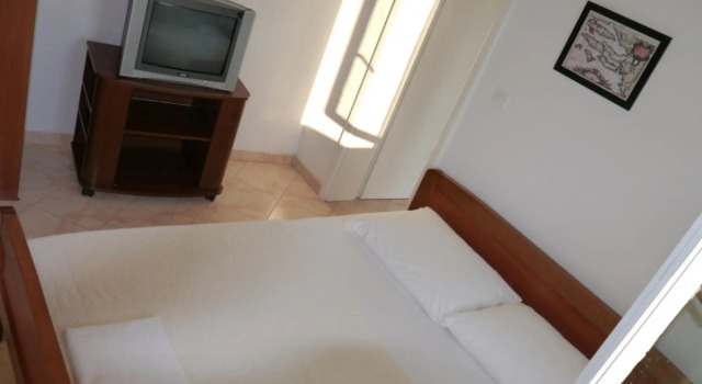 Apartment- Jure in Klek, Забронировать Апартаменты/квартира Клек Neretva River Delta