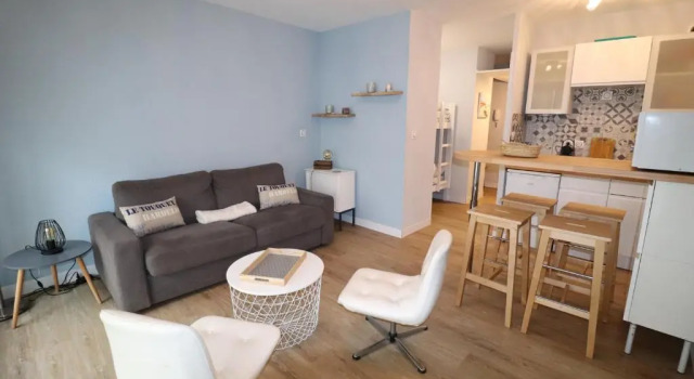 Studio 4 pers avec balcon centre ville