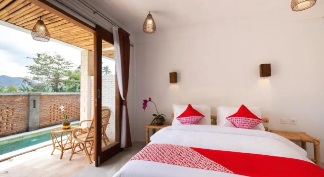 OYO 1493 Surya Villa, Boek Villa Selong Belanak Lombok