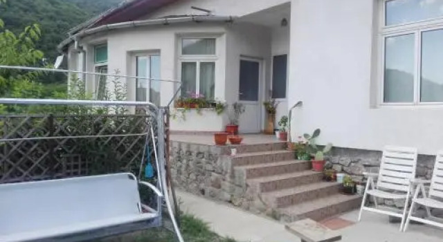 Casa Emma, Rezerwuj Hotel Hotele w Carpathians - Romania z parkingiem, Parking
