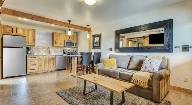 Люкс Wall Street Suites