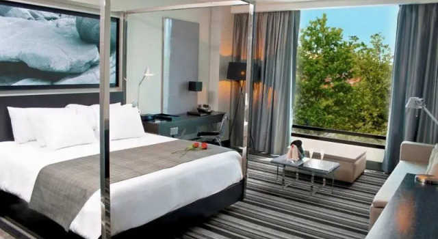 Двухместный номер Standard с балконом Wyndham Santiago Pettra