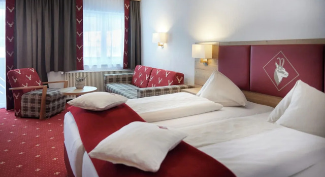 Двухместный номер Superior с балконом и с видом на горы Hotel Kerschbaumer