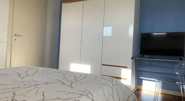 Chic Apartment - River View - Free Parking and WIFI, Buchen Sie Ferienwohnung Seriate Provinz Bergamo