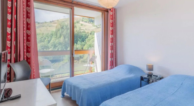 Soyouz Vanguard 15922, Book Hotel Hoteller i Rhône-Alps med pool, Swimmingpool